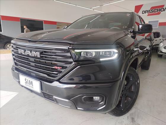 RAM RAMPAGE 2.0 HURRICANE 4 TURBO GASOLINA R/T 4X4 AUTOMÁTICO